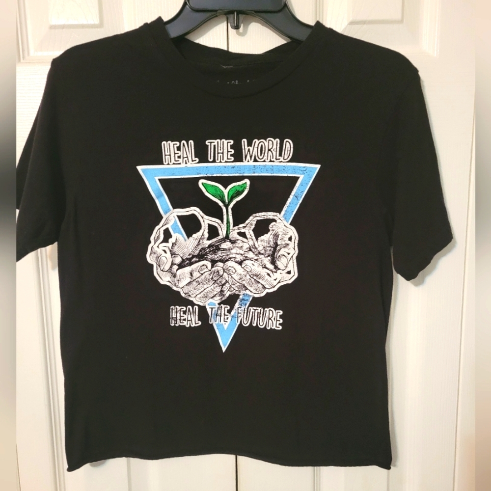 Chic & Cheerful tshirt